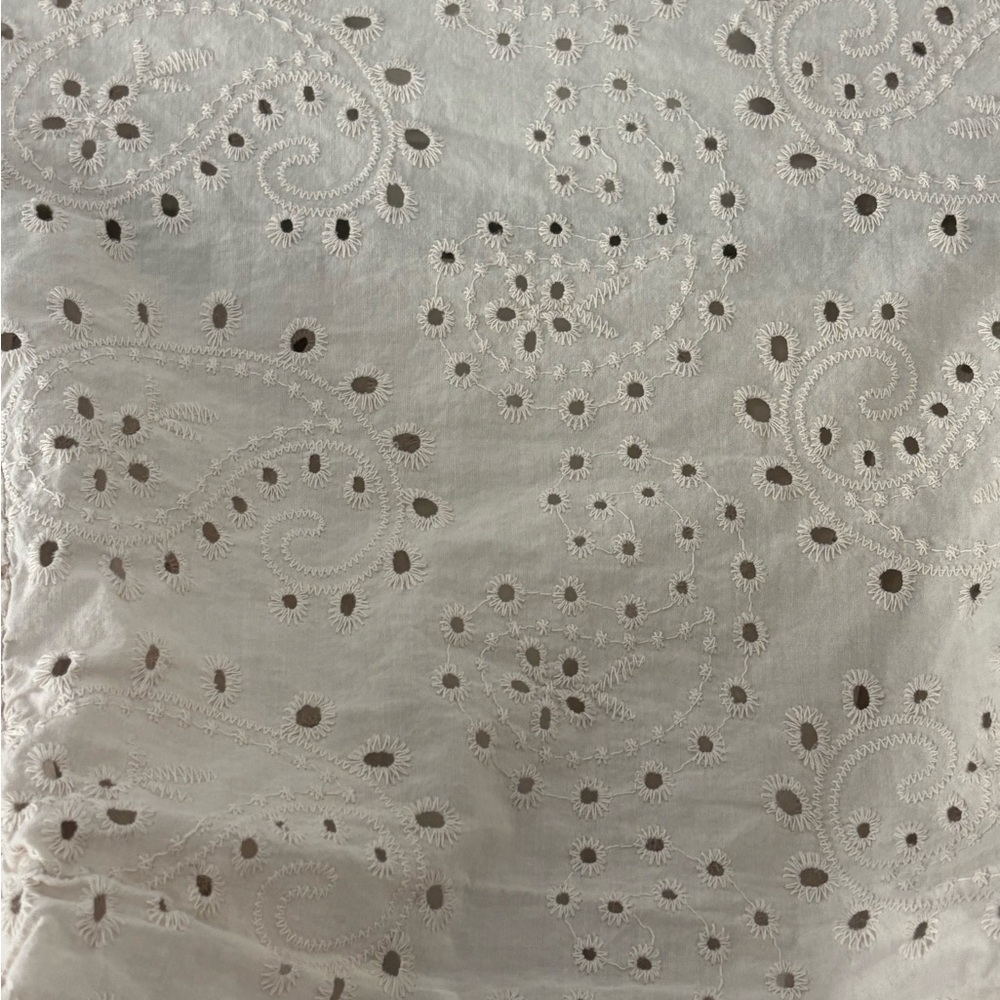 Meo Meli Cream Eyelet Tie-Front Blouse Size Small - Picture 8 of 10